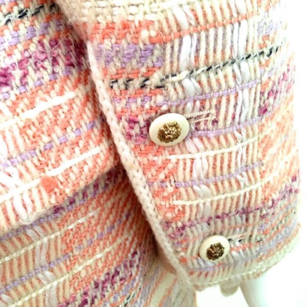 Vintage Chanel Creations Suit - Mint Condition - Picture 8 of 10